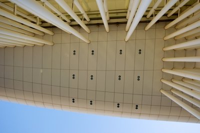 Strange structure_4715522450_l.jpg